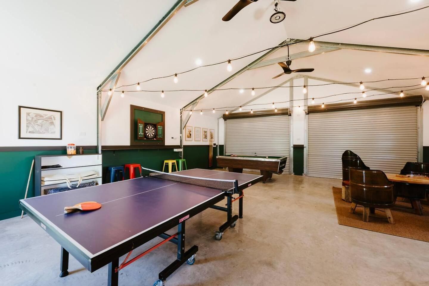 Tilia Estate - Wine Country Haven With Games Holiday home *