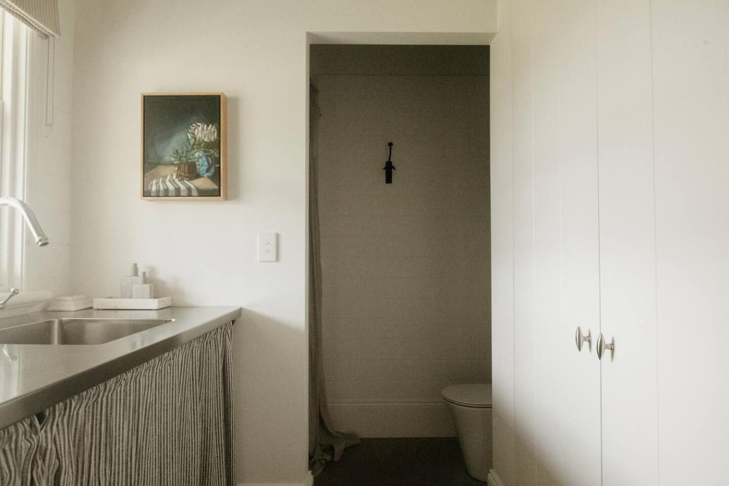 Airdrie - Storybook Country Charm * Mudgee