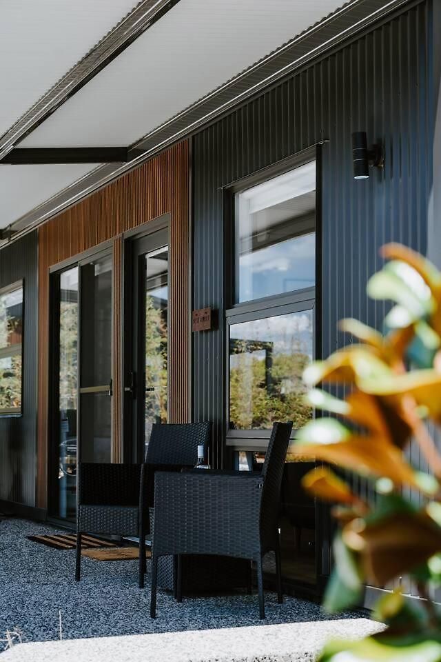 Petit Verdot - A Luxe Wine Retreat Villa Mudgee
