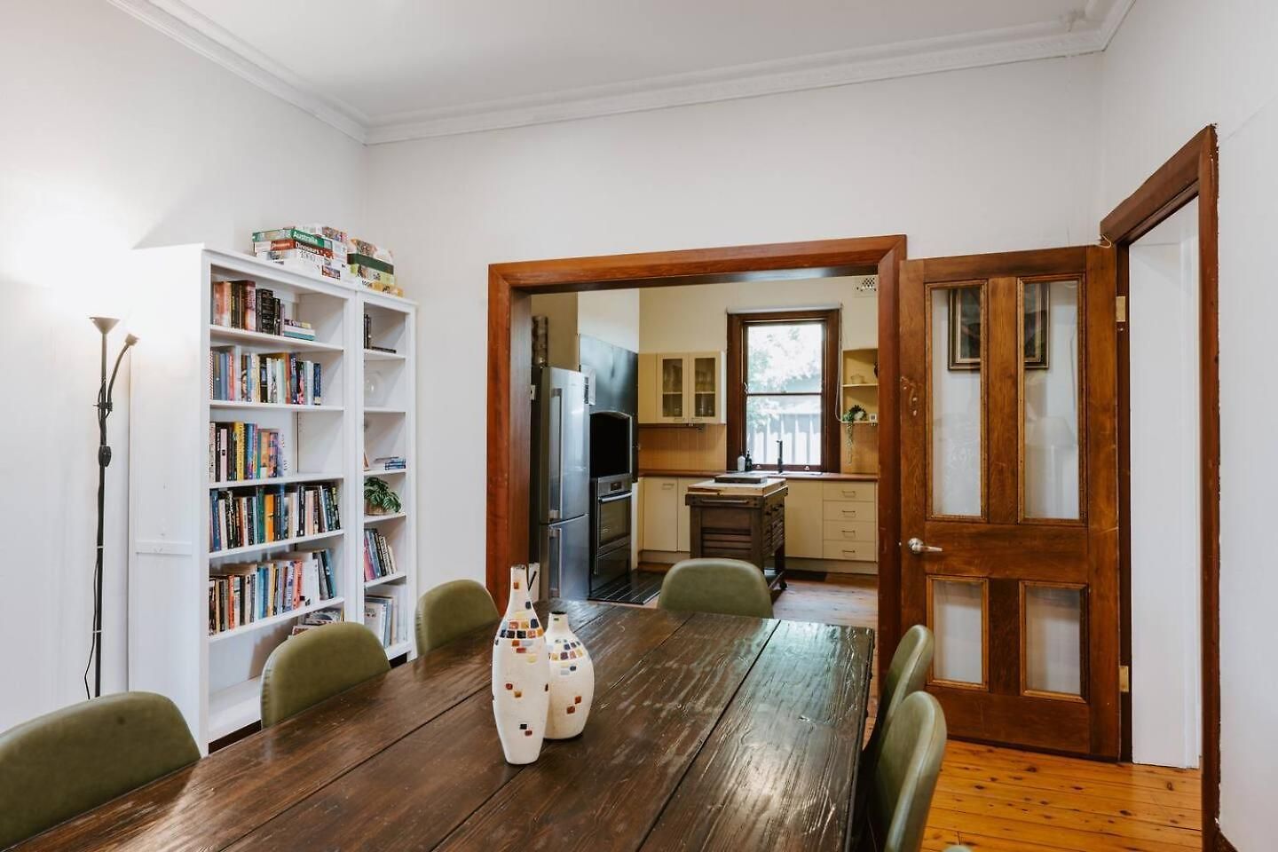 Ironbark Oasis - Serene Poolside Haven By Cbd Holiday home *