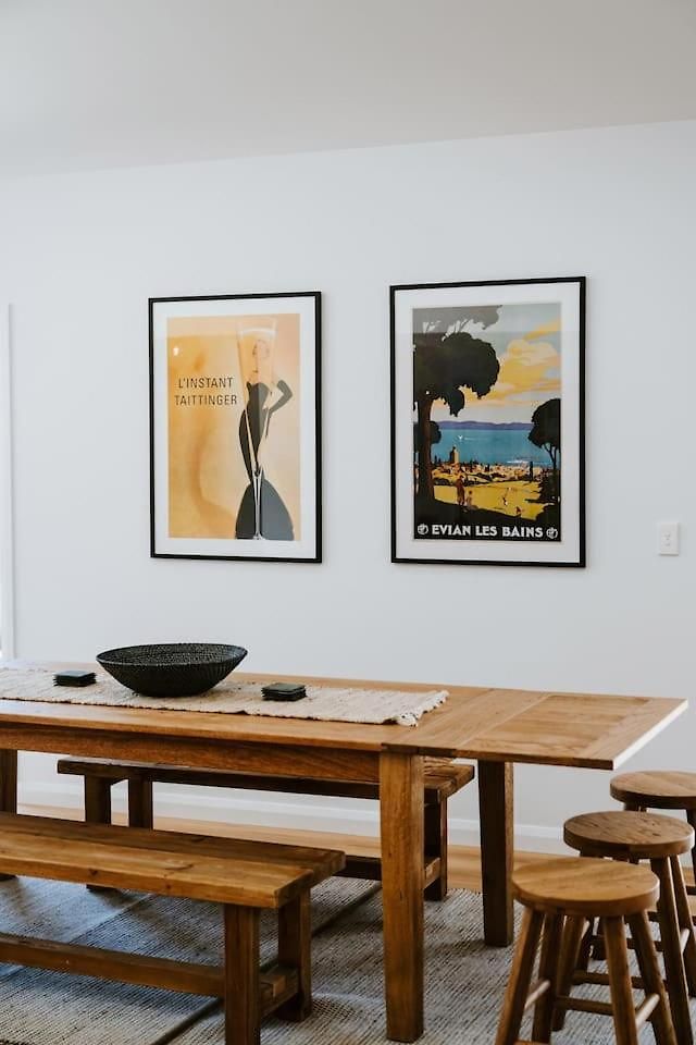 Luxury Retreats - Group Getaway Near Wineries Holiday home