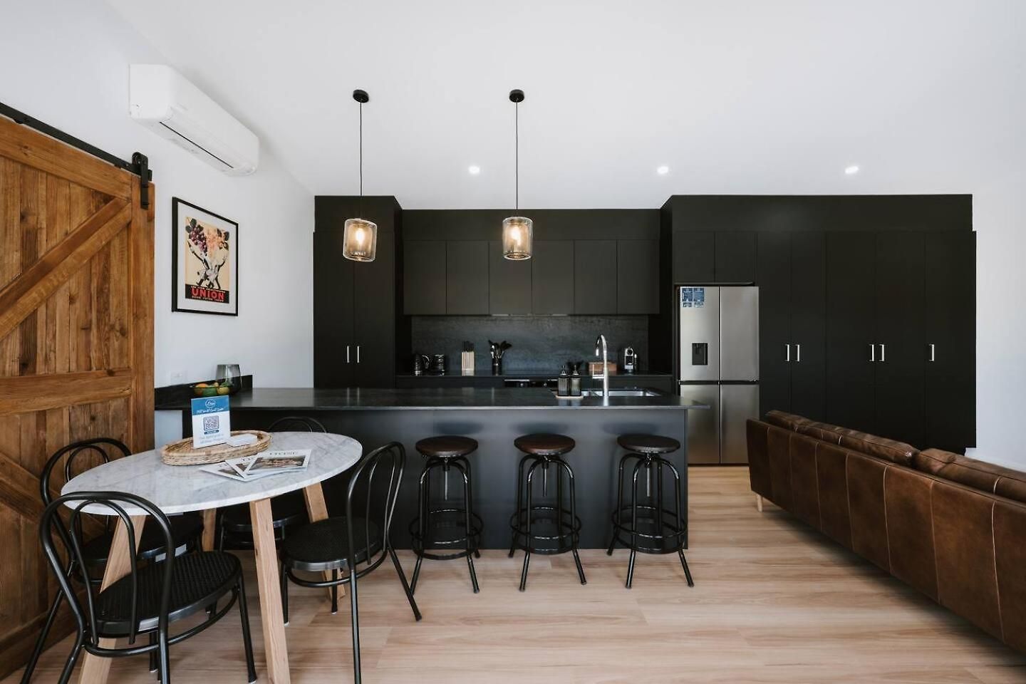 Villa Petit Verdot - A Luxe Wine Retreat