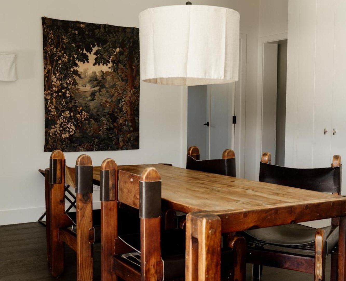 Holiday home Airdrie - Storybook Country Charm