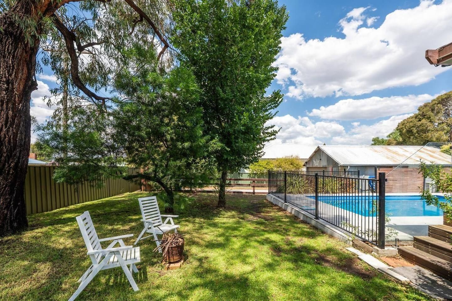 Ironbark Oasis - Serene Poolside Haven By Cbd * Mudgee