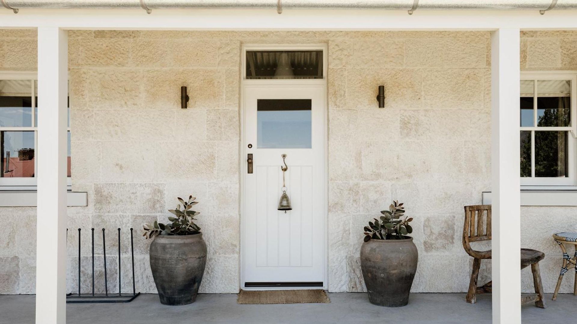 Airdrie - Storybook Country Charm Holiday home