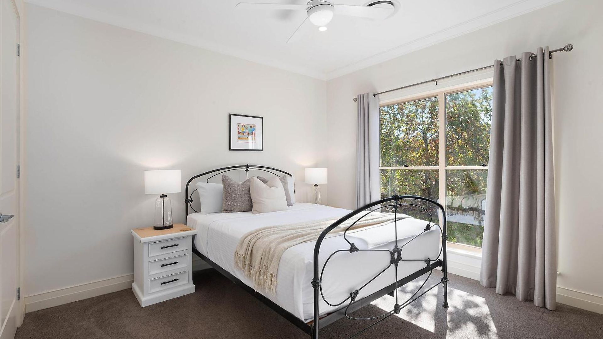 Putta Bucca Manor - Poised Poolside Country Living Holiday home