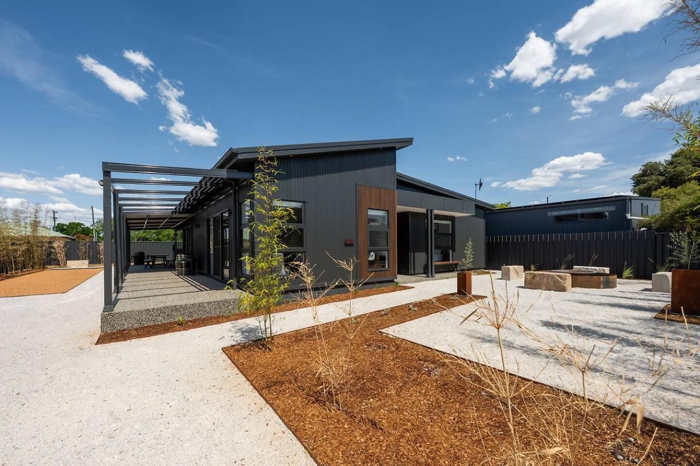 Gabrielle - A Luxury Retreat Near Villa Mudgee
