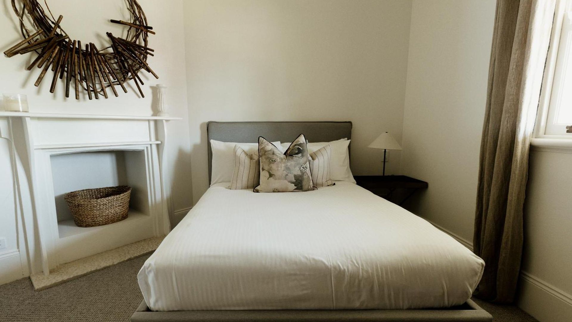 Airdrie - Storybook Country Charm Mudgee