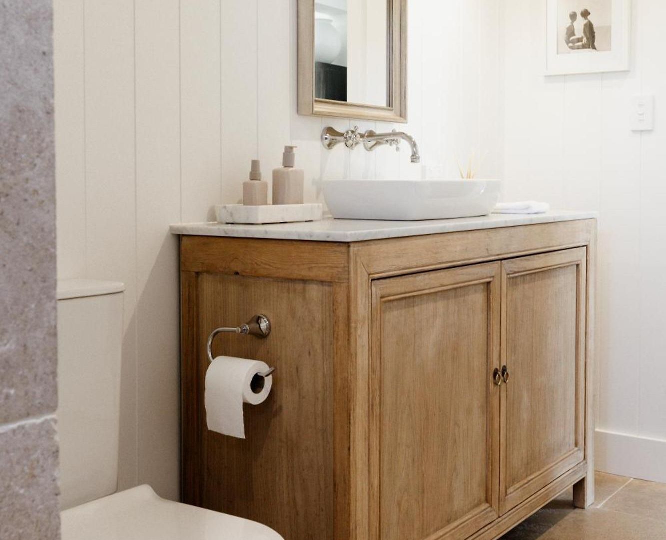 Airdrie - Storybook Country Charm Holiday home