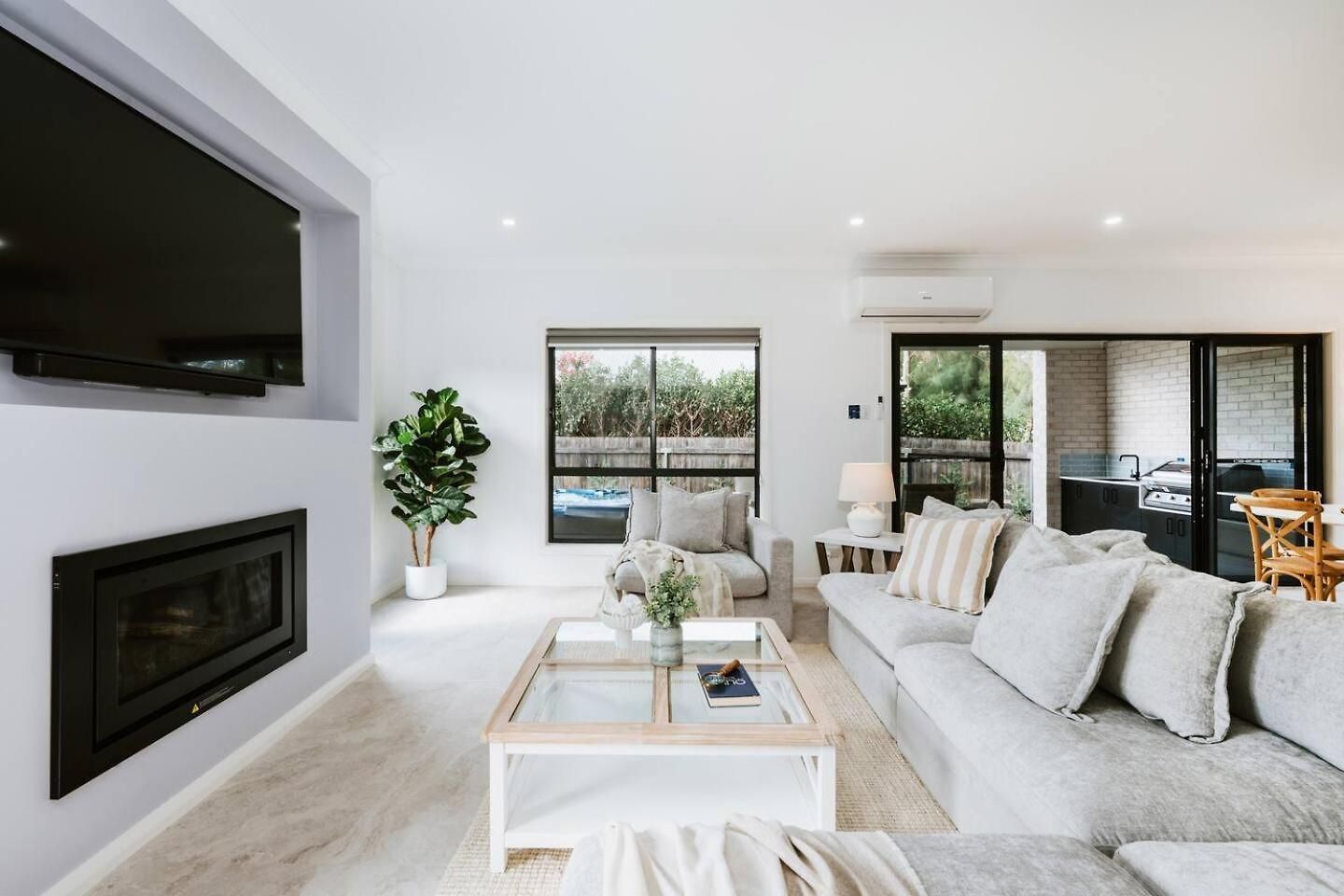 The Farm - Refined Country Retreat Near Town Centre Holiday home