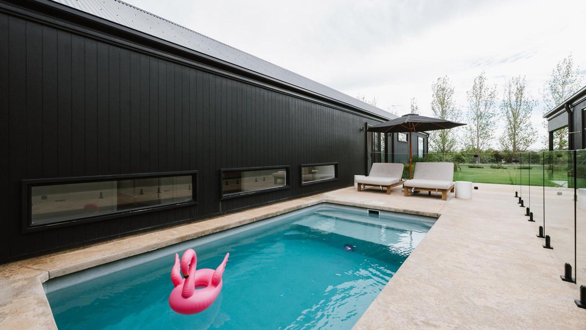 Holiday home Jarli Barn - Refined Wine Country Retreat With Pool *