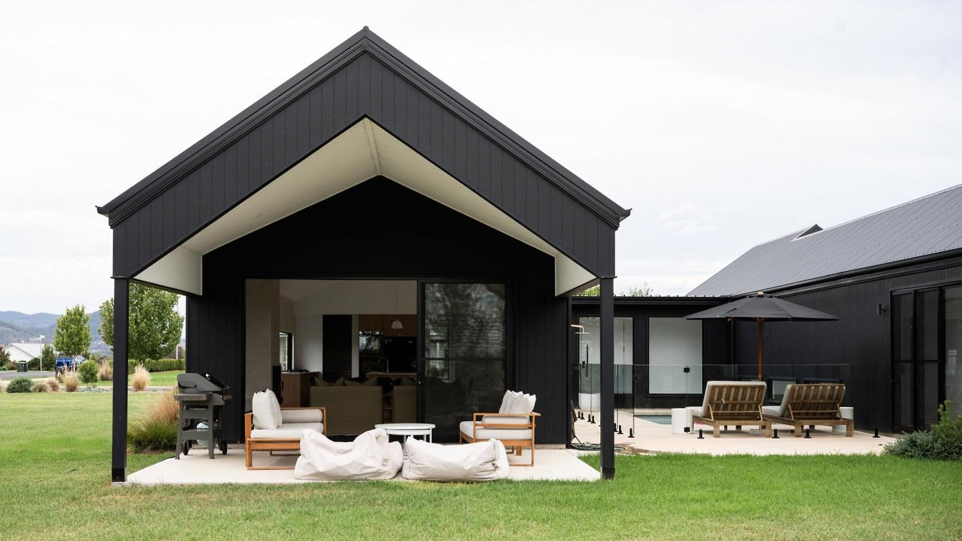 Holiday home Jarli Barn - Refined Wine Country Retreat With Pool Mudgee
