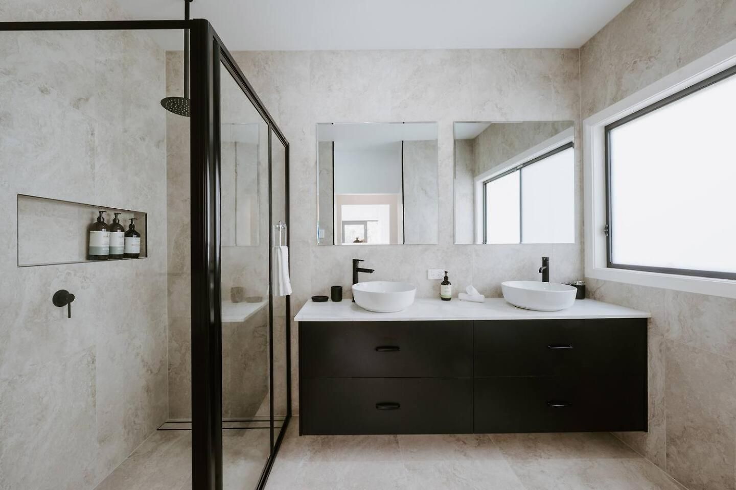 The Farm - Refined Country Retreat Near Town Centre Holiday home *