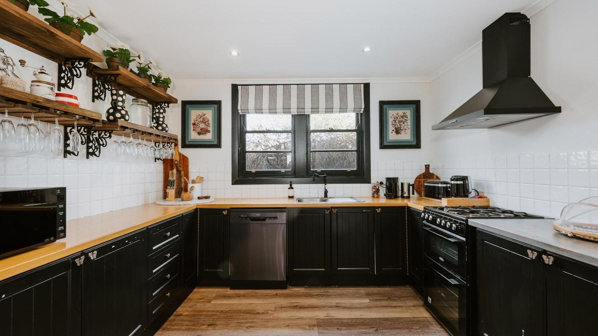 Holiday home 'mudgee Maison' A Charming Vintage Country Escape *