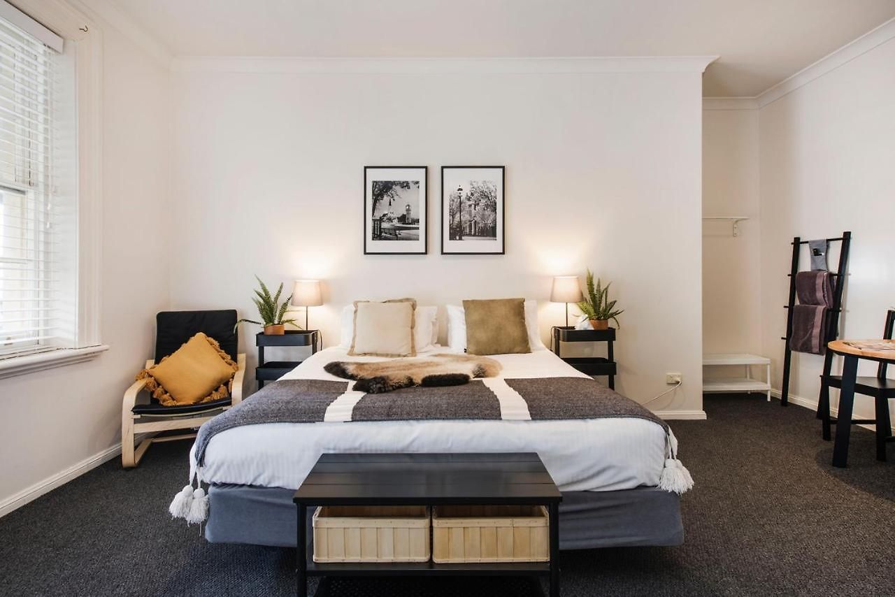 The Woolpack Hotel 4*