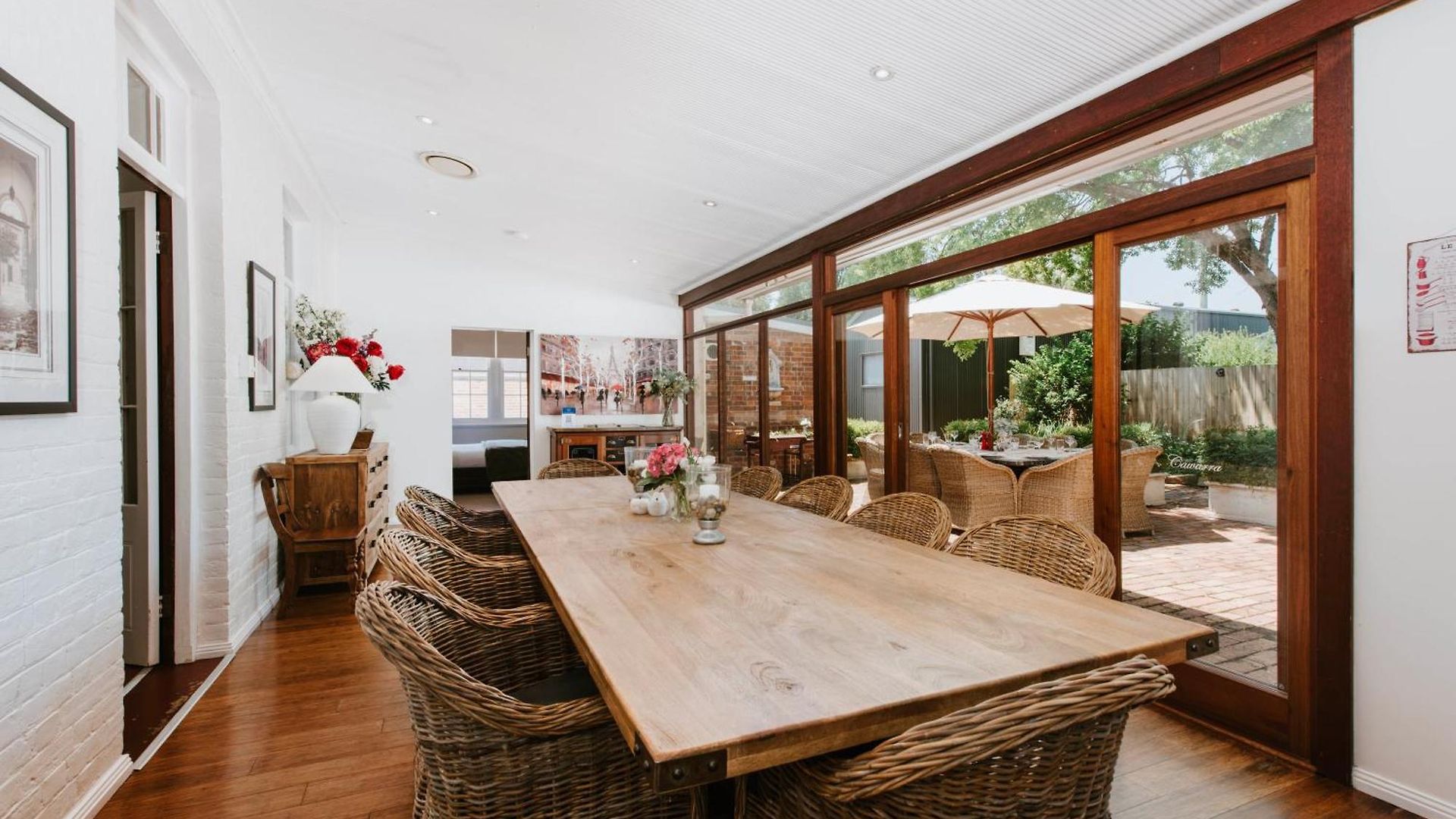 Holiday home Cawarra On The Park - Historic Grandeur *
