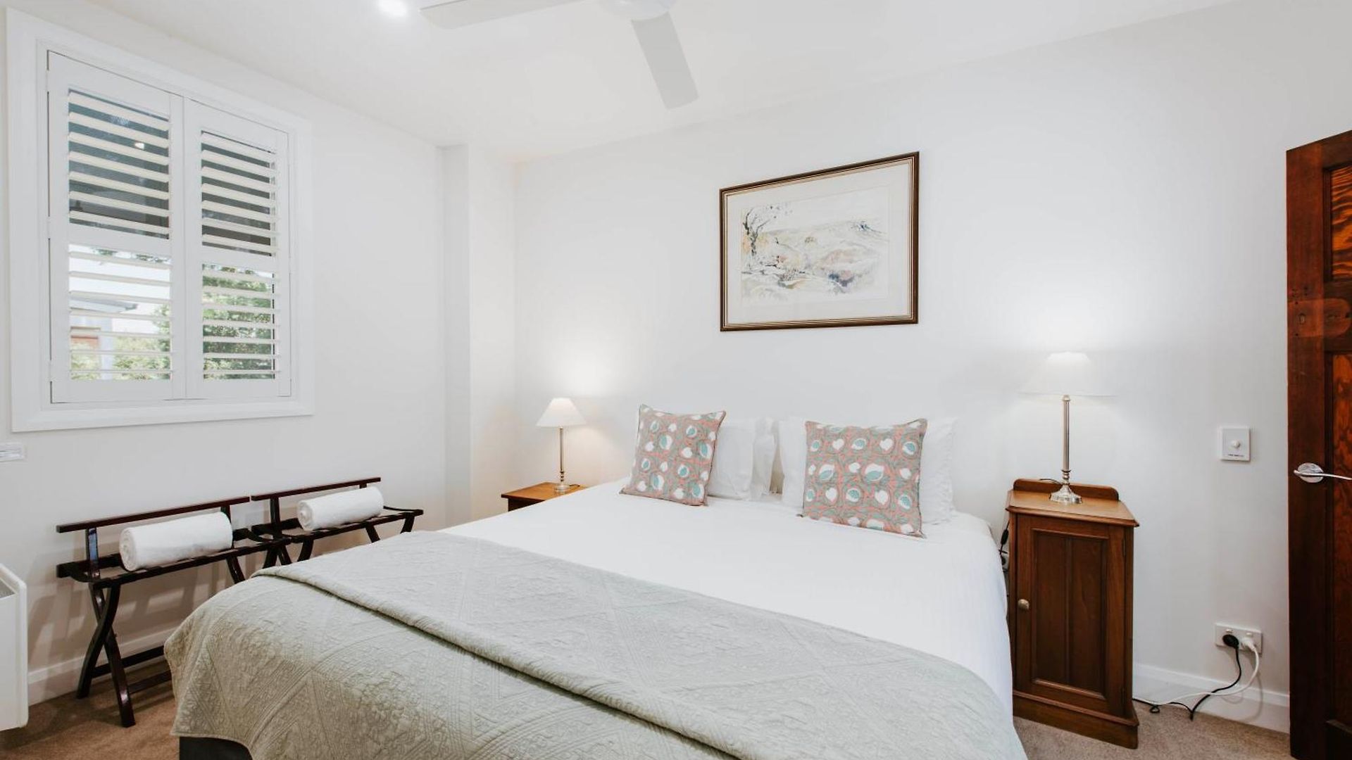 Cawarra On The Park - Historic Grandeur *