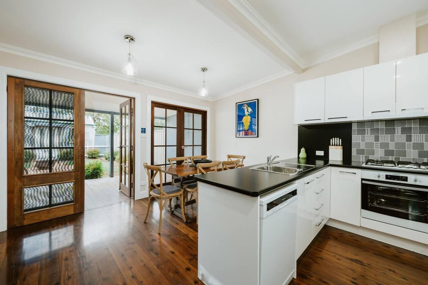 Percy's - Storybook Heritage Charm In Town Holiday home