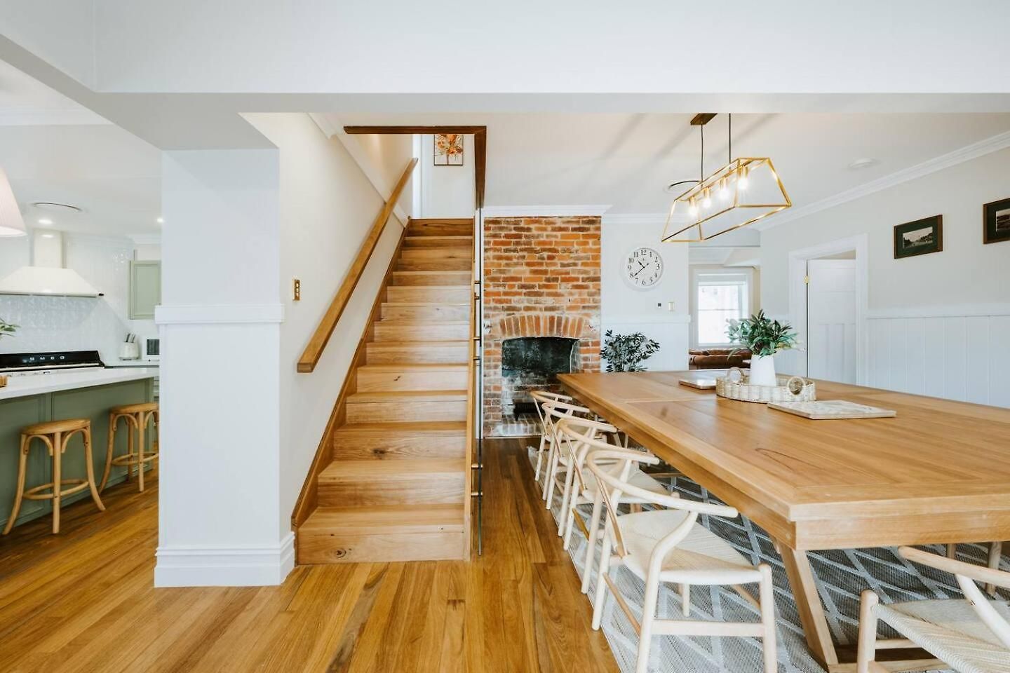 Holiday home Bathurst - Historic Modern Retreat With Alfresco Mudgee