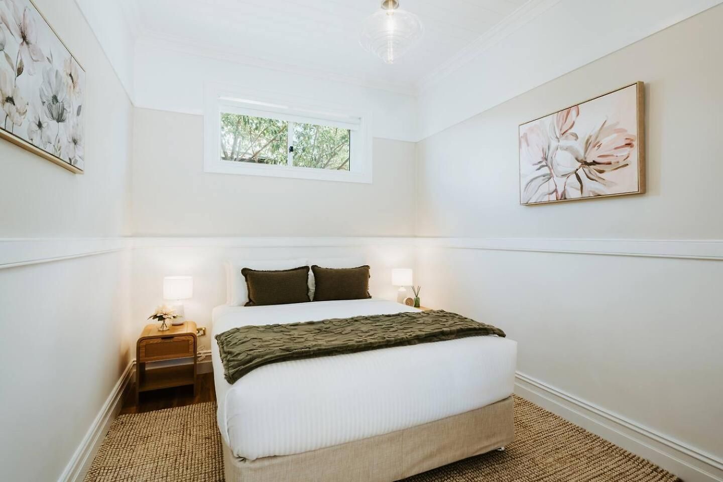 Bathurst - Historic Modern Retreat With Alfresco *