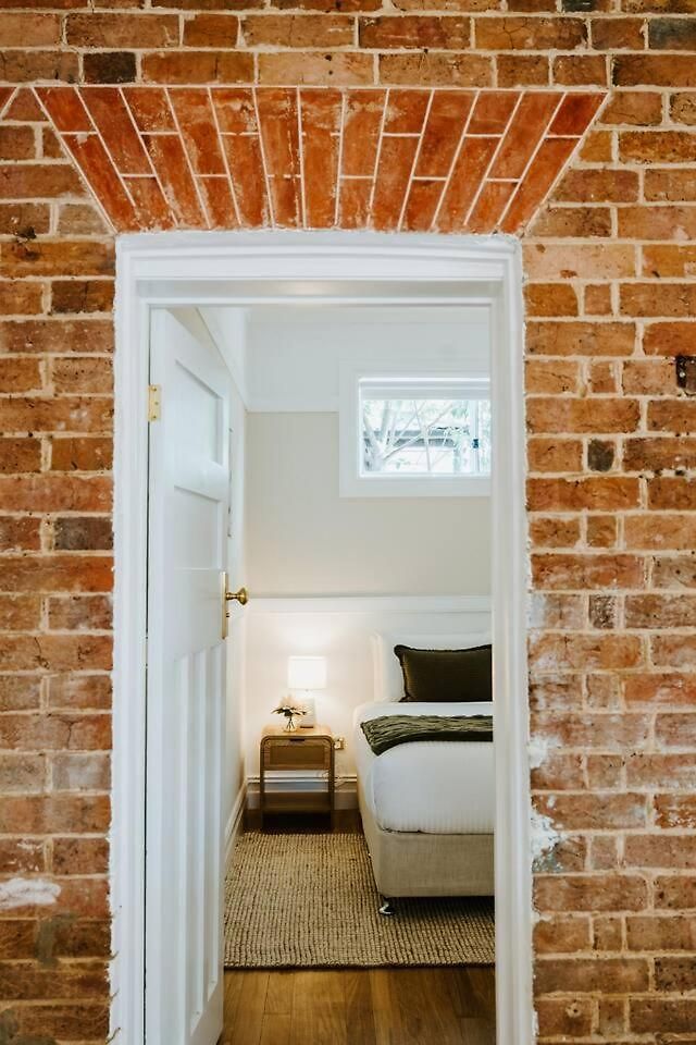 Bathurst - Historic Modern Retreat With Alfresco Holiday home Mudgee