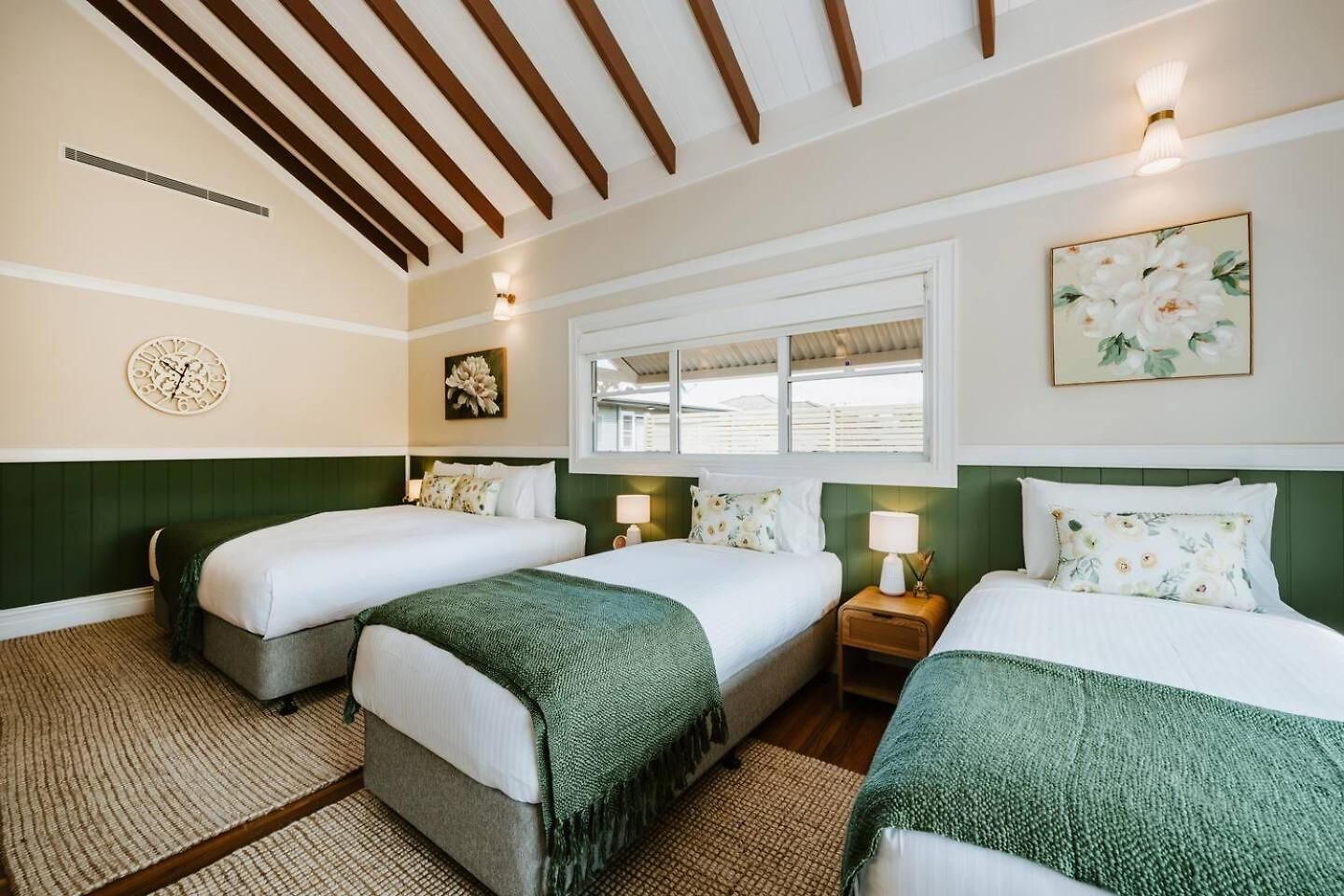 Bathurst - Historic Modern Retreat With Alfresco * Mudgee