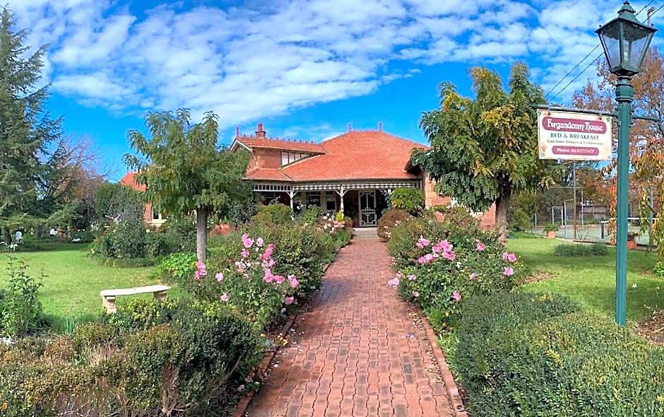 Bed & Breakfast Forgandenny House