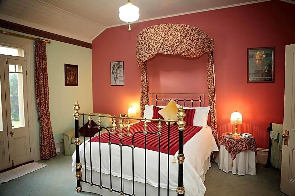 Forgandenny House Bed & Breakfast Mudgee