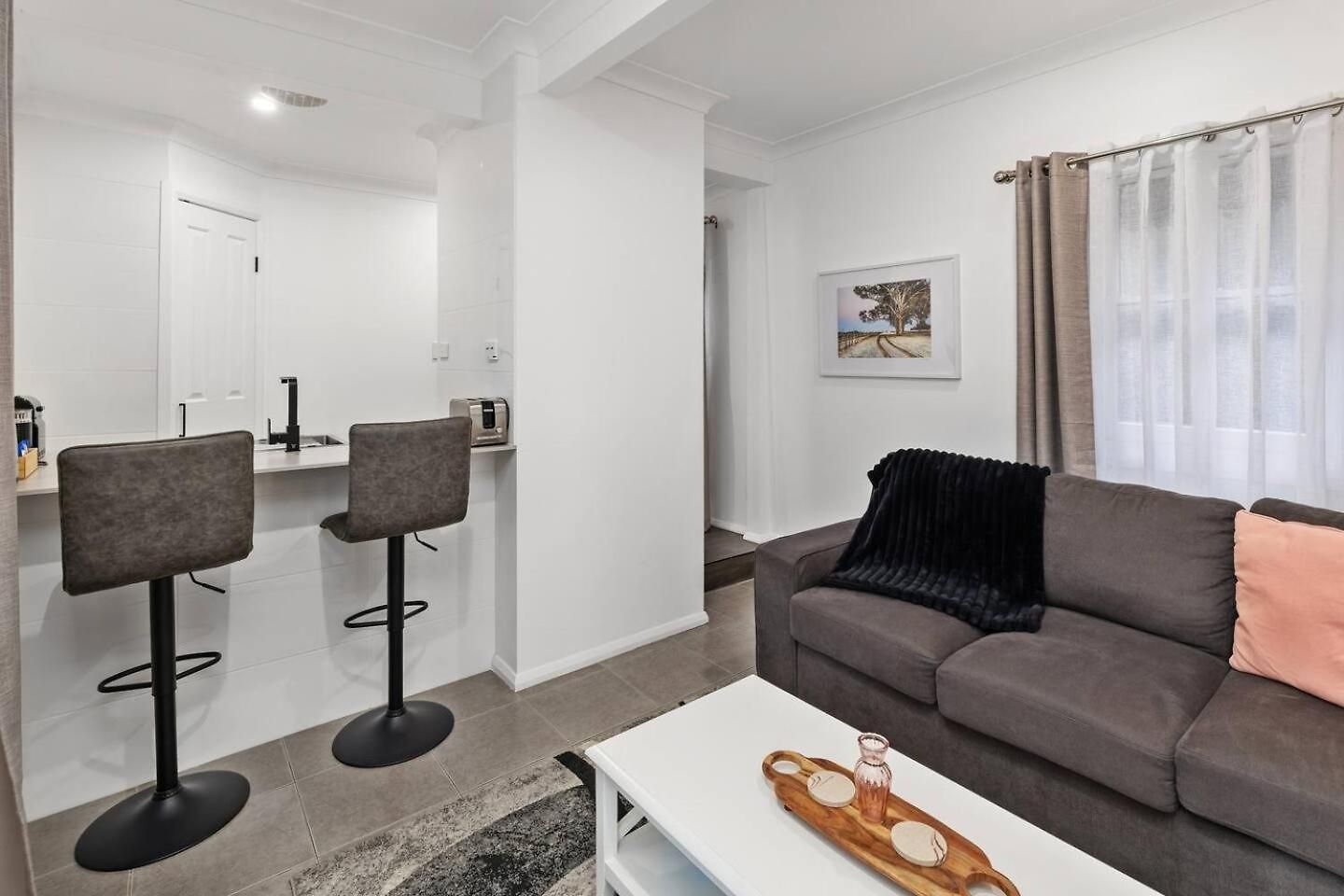 Ash - Intimate Wine Country Living For Two Holiday home *