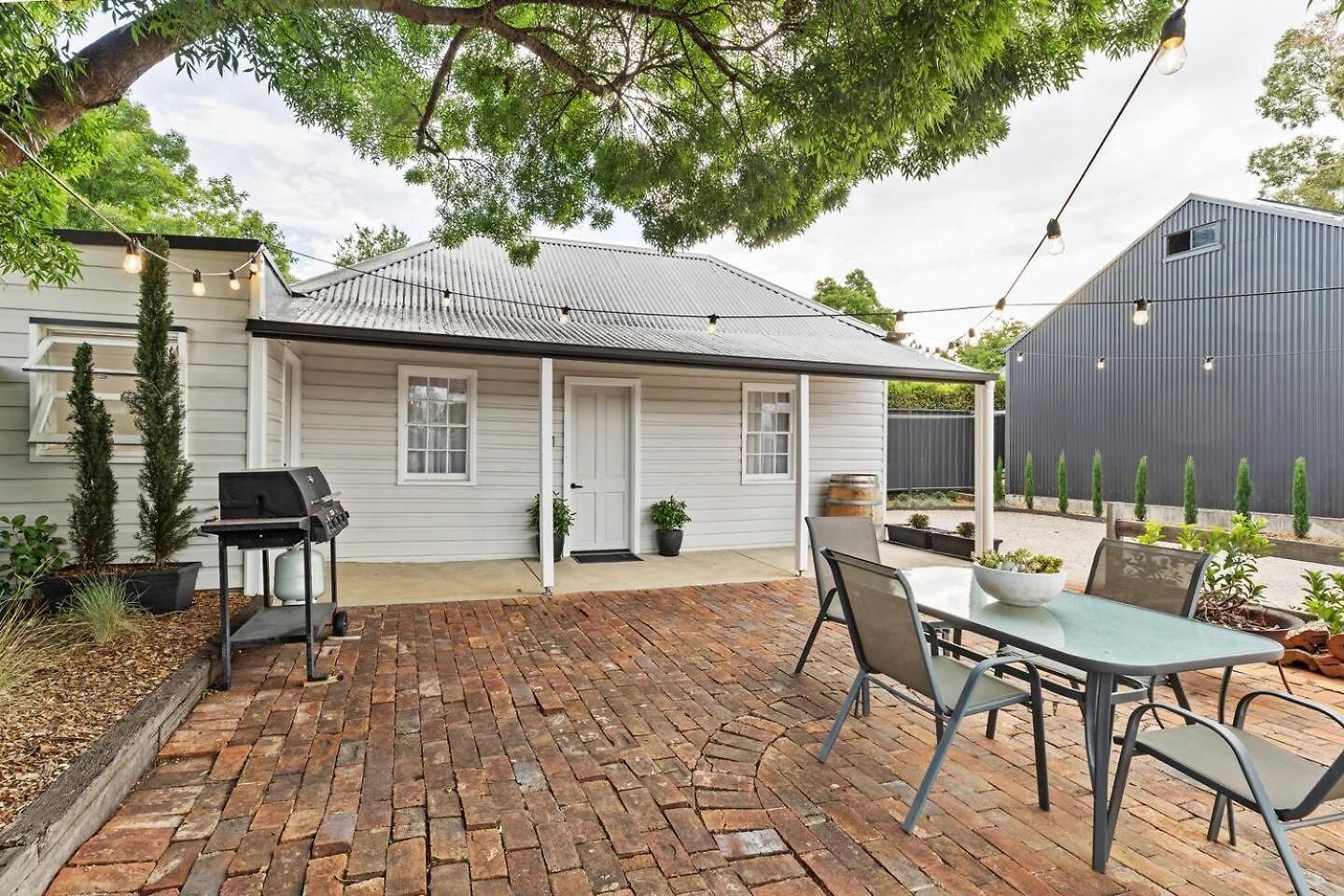 Claret On Douro - Three For Group Getaways Holiday home Mudgee