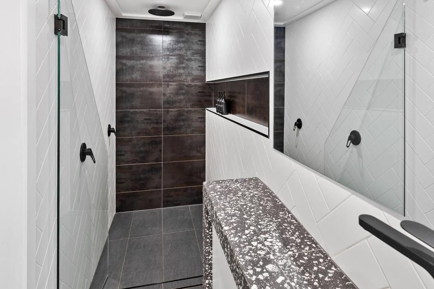 Holiday home Claret On Douro - Three For Group Getaways Mudgee