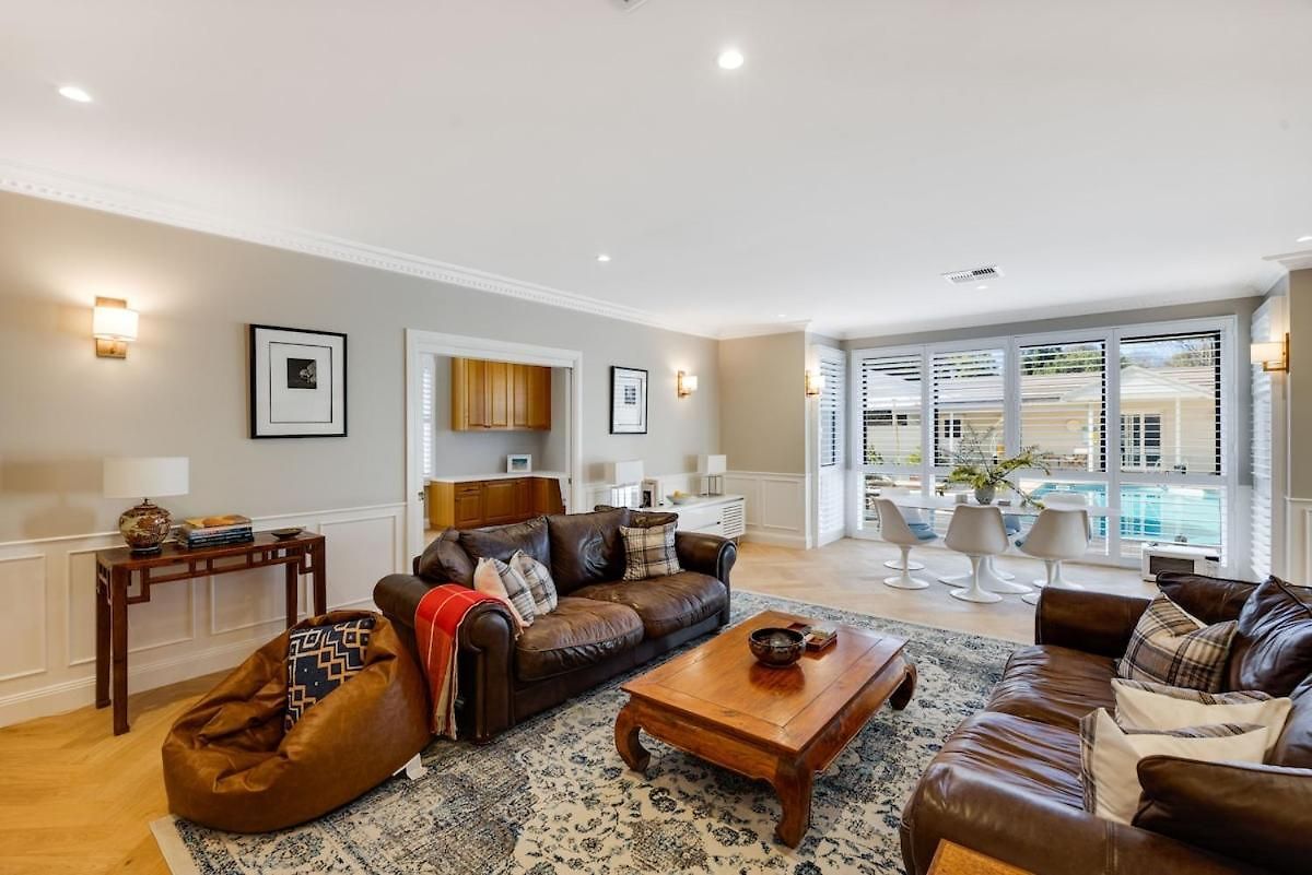 Villa Private, Self-contained In *