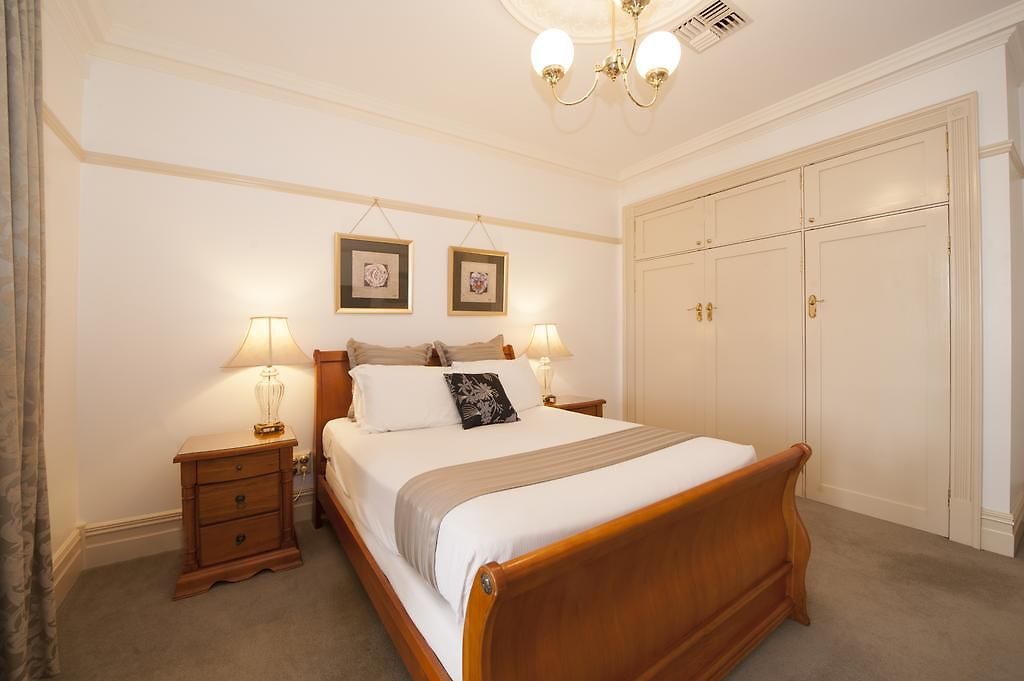 Cobb & Co Court Boutique Hotel 4*