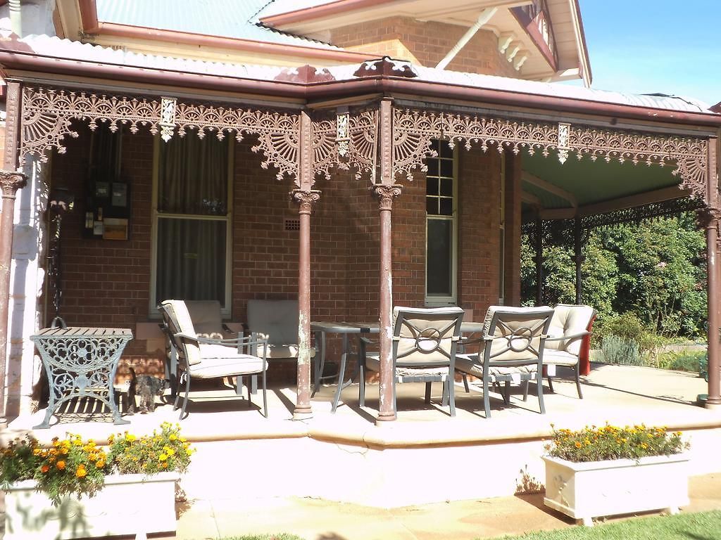 Lauralla * Mudgee
