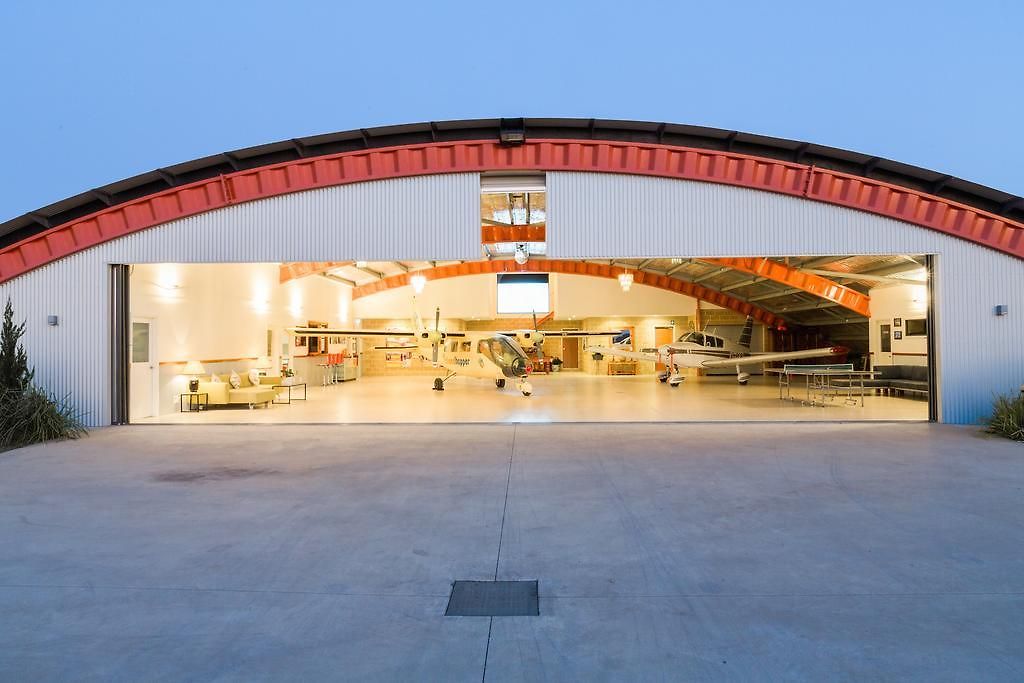 Hangar House Hotel