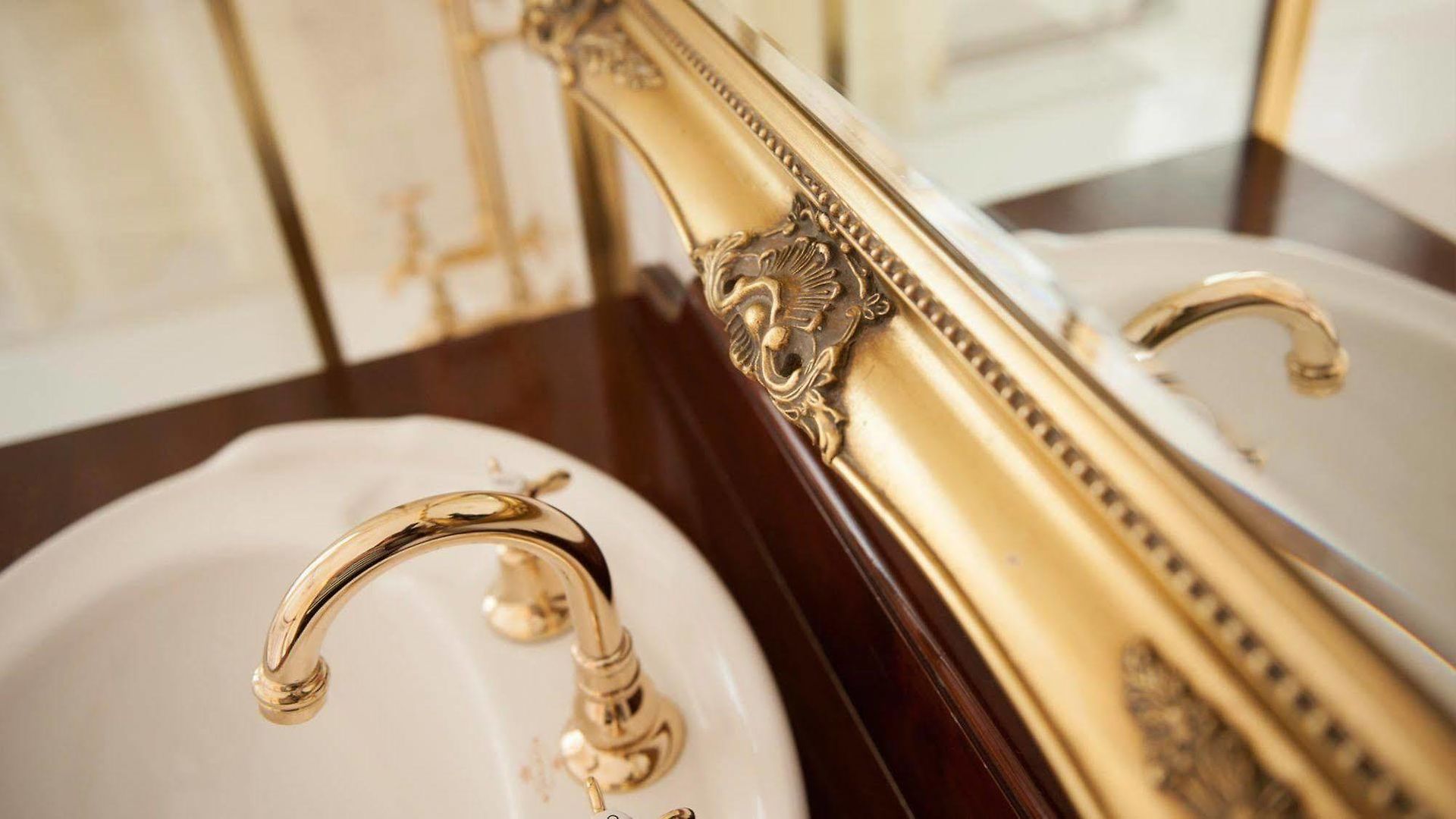 Cobb & Co Court Boutique 4*