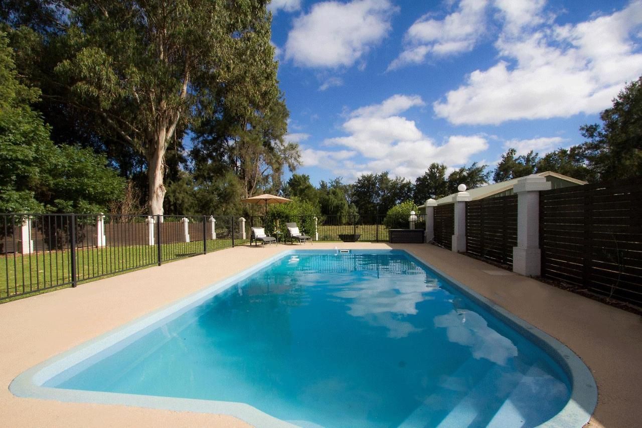 Country Grandeur At Elegant Group Getaway Holiday home Mudgee