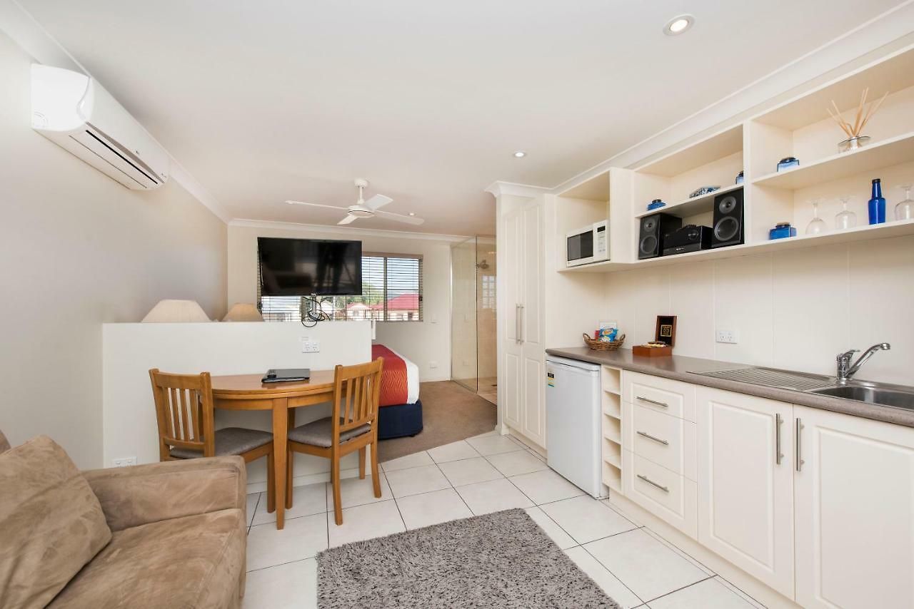 Soldiers 4*