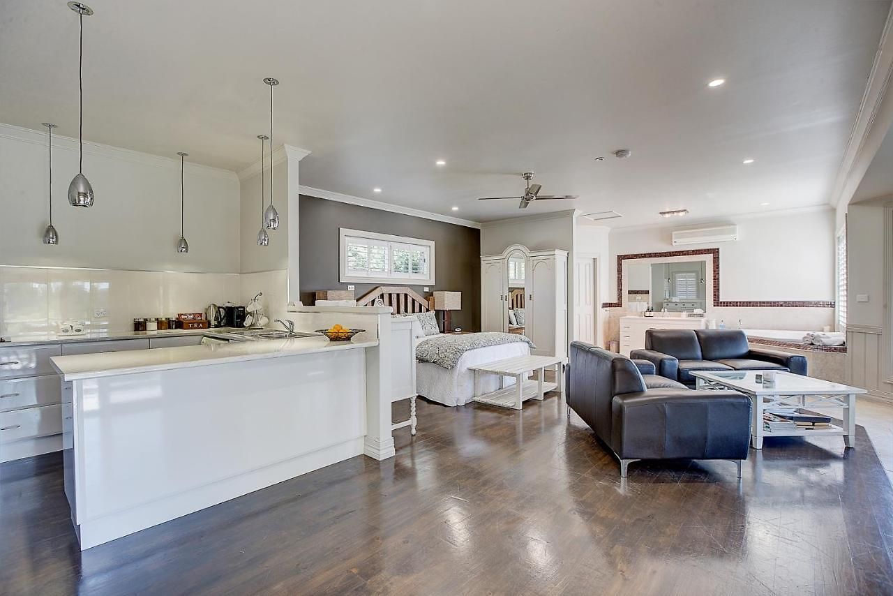 Evanslea Luxury Boutique Holiday home *