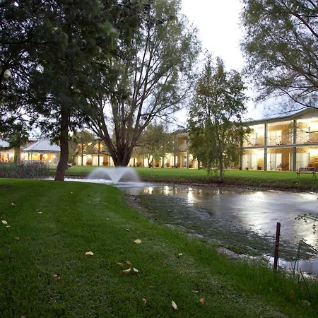 Parklands Motel