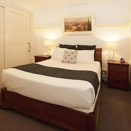 Hotel Cobb & Co Court Boutique