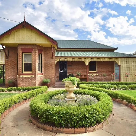 Holiday home Avoca House - Gorgeous Federation *