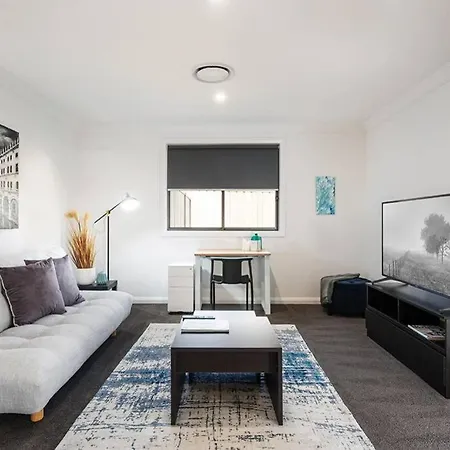 'campanile House' The Ultimate Adventure Holiday home Mudgee