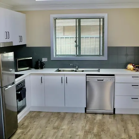 Apartment On Horatio Mudgee