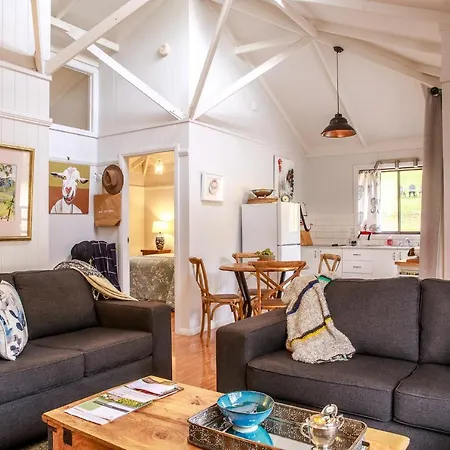 Holiday home Bandalong Cottages *