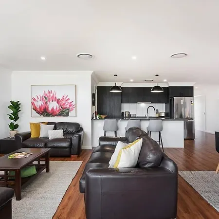 'campanile House' The Ultimate Adventure * Mudgee