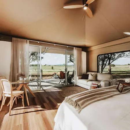 Evamor Valley Luxury tent Mudgee