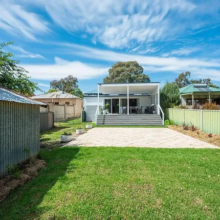 Sunny Federation Charm In At Bunbinya Holiday home