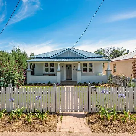 Sunny Federation Charm In At Bunbinya Holiday home Mudgee