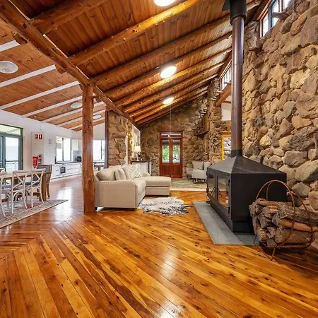 The Riverstone Luxury Eco In The Hills Holiday home *